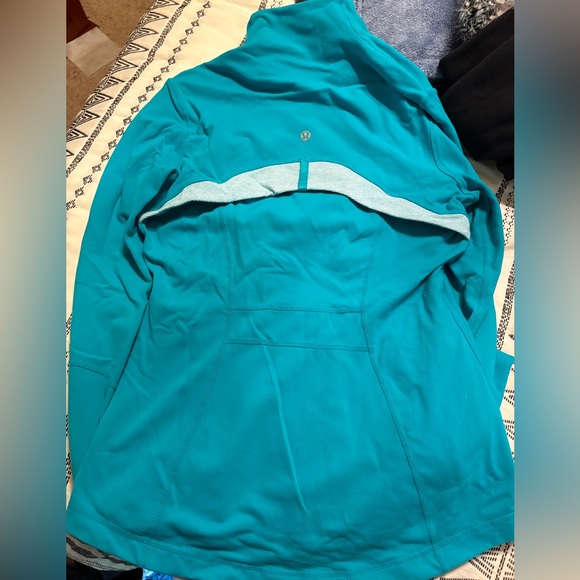 lululemon Define Jacket - Picture 3 of 5